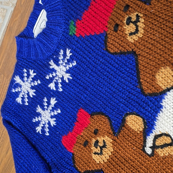 VTG 80s Handknit Teddy Bear Snowflake Ice Skating Sweater Blue - Picture 2 of 6